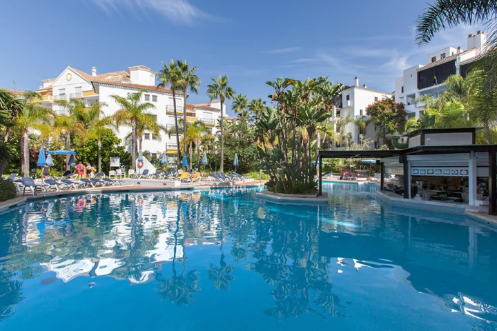 Apartament na środkowym piętrze Elviria