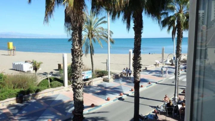 Apartament na środkowym piętrze Benalmadena