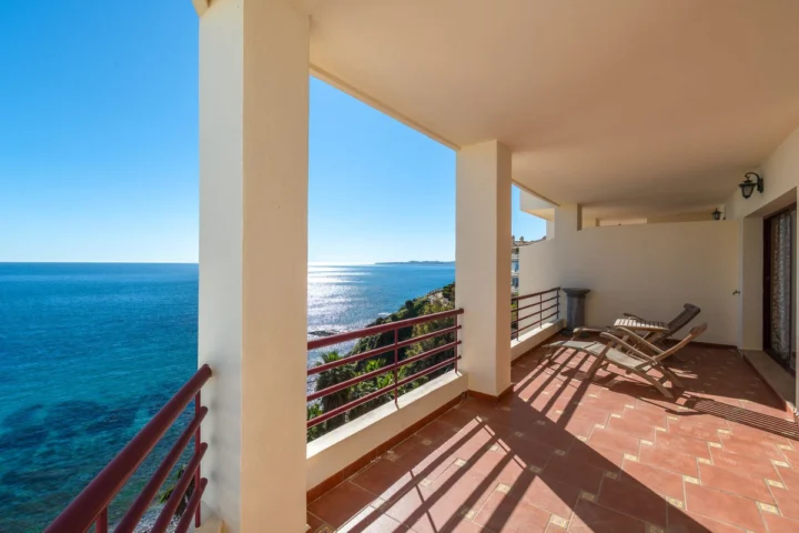 Apartament na środkowym piętrze Torrequebrada