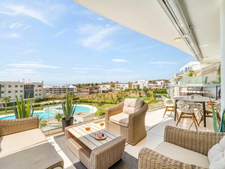 Apartament na środkowym piętrze Fuengirola
