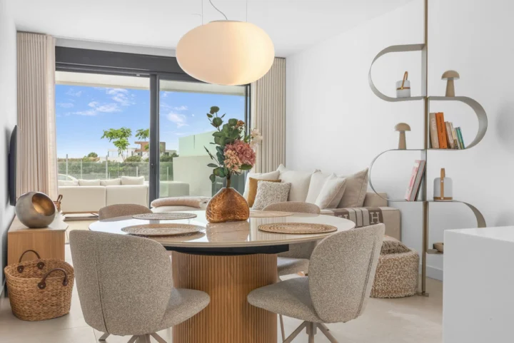 Apartament na parterze Altos de los Monteros