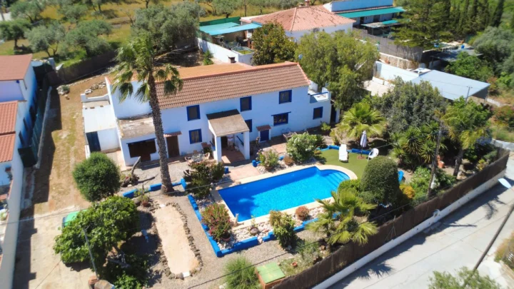 Finca - Cortijo Alora