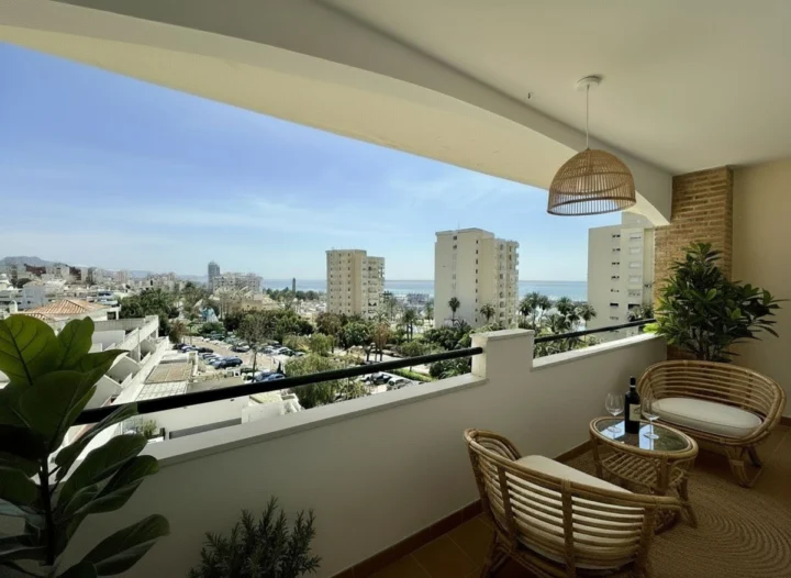 Apartament na środkowym piętrze Estepona