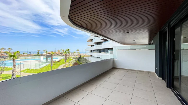Apartament na środkowym piętrze Torremolinos