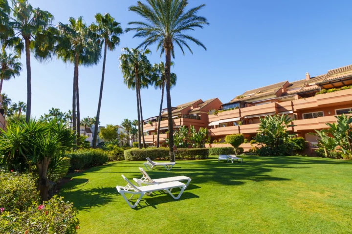 Apartament na parterze Puerto Banús