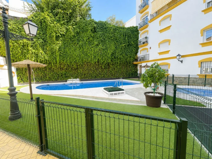 Apartament na środkowym piętrze Guaro