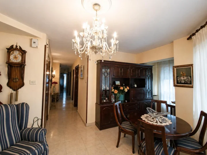 Apartament na środkowym piętrze La Trinidad