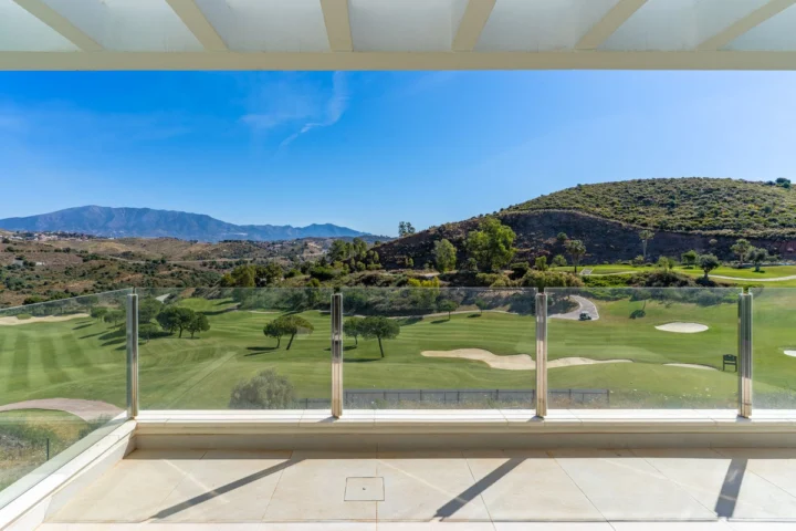 Apartament na środkowym piętrze La Cala de Mijas