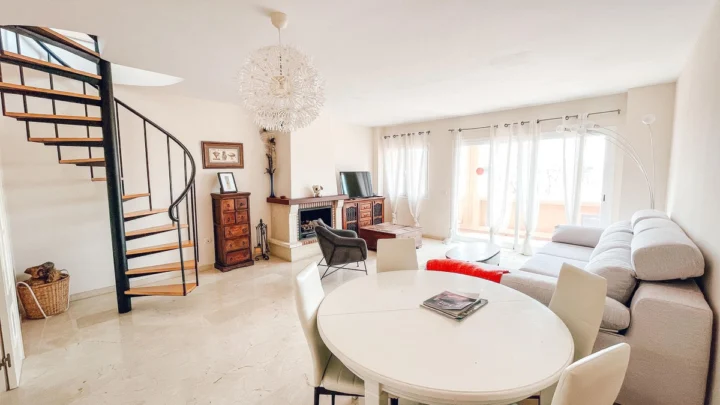 Apartament na ostatnim piętrze Mijas Costa