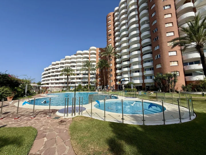 Apartament na środkowym piętrze Marbesa