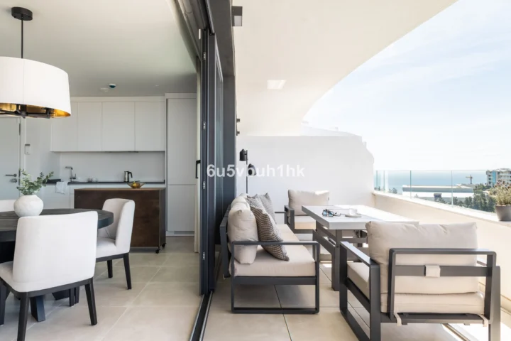 Apartament na środkowym piętrze Fuengirola