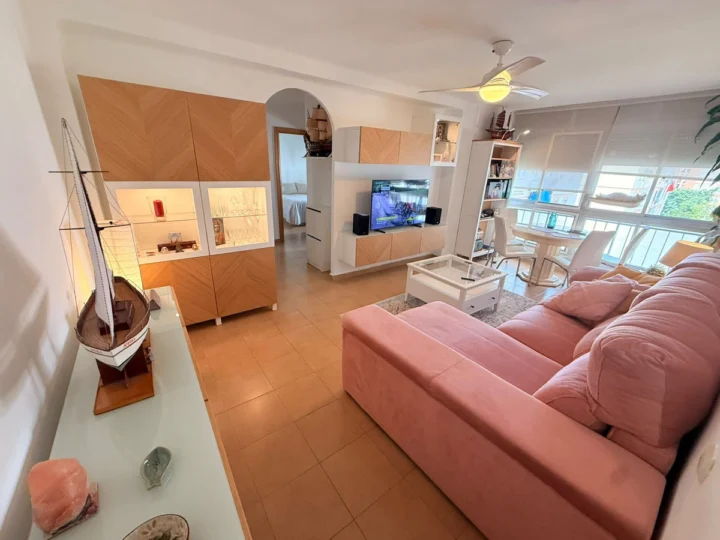 Apartament na środkowym piętrze Torremolinos