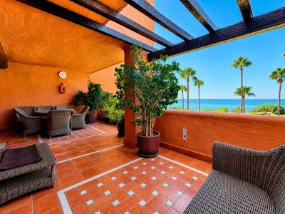 Apartament na środkowym piętrze Estepona