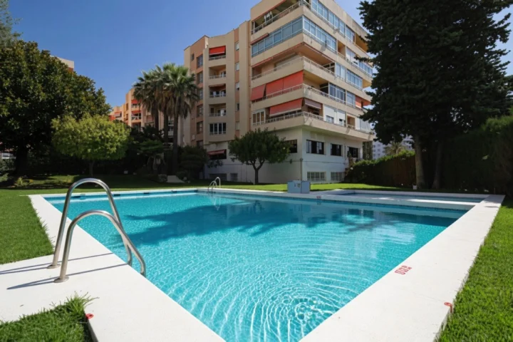 Apartament na środkowym piętrze Marbella