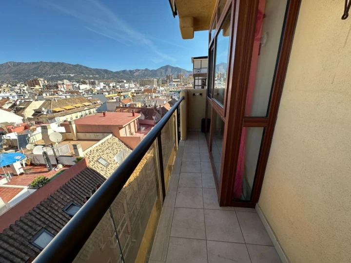 Apartament na środkowym piętrze Fuengirola