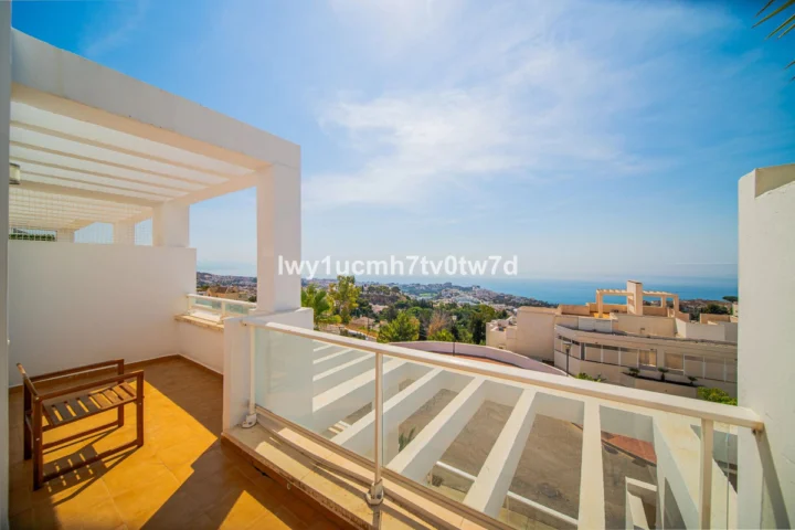 Apartament na środkowym piętrze Benalmadena