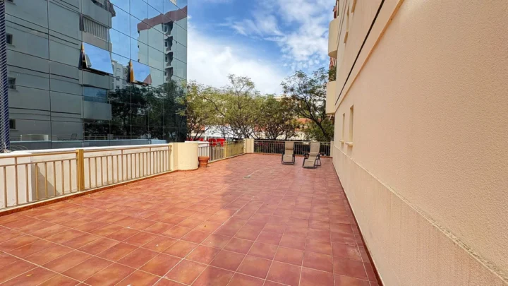 Apartament na środkowym piętrze Marbella