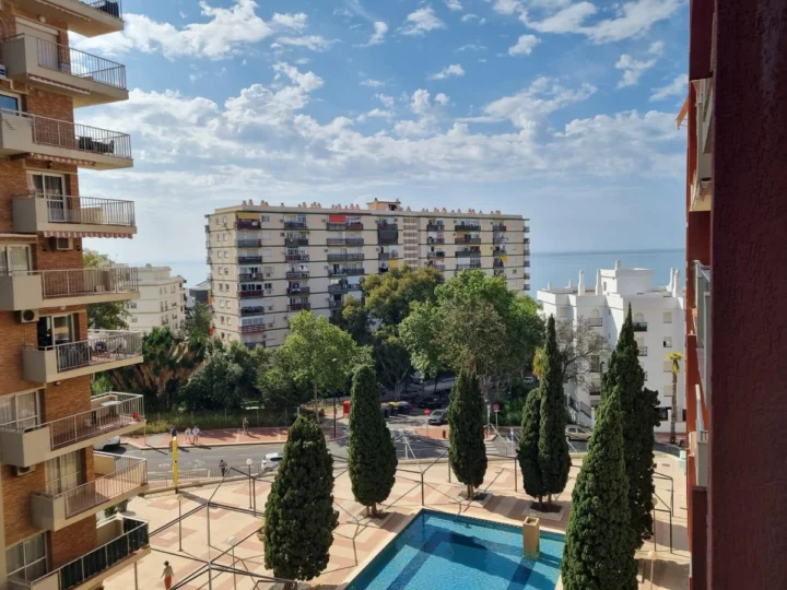 Studio na środkowym piętrze Benalmadena Costa
