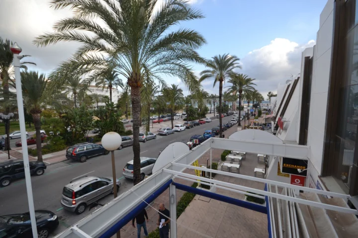 Biuro Puerto Banús