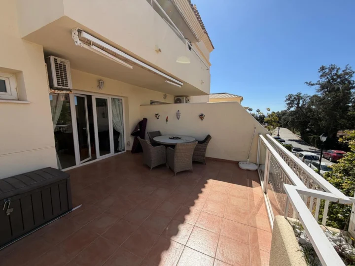 Apartament na środkowym piętrze Torreblanca