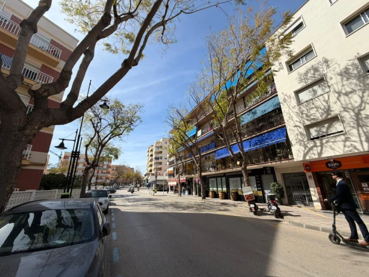 Apartament na środkowym piętrze Fuengirola