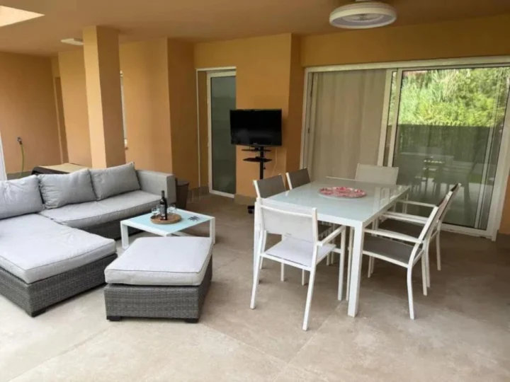 Apartament na parterze Las Chapas