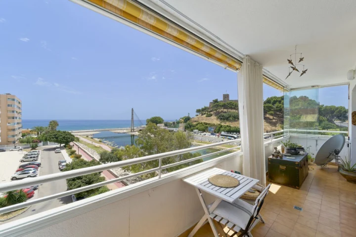 Apartament na środkowym piętrze Fuengirola