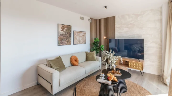 Apartament na środkowym piętrze Rincón de la Victoria