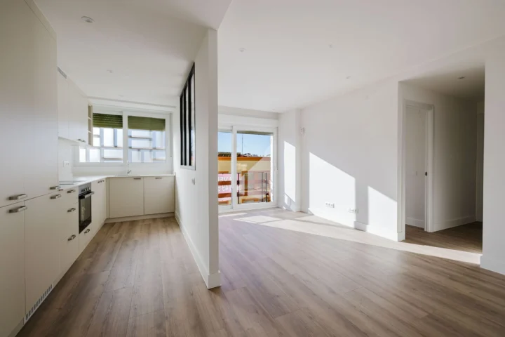 Apartament na środkowym piętrze Málaga
