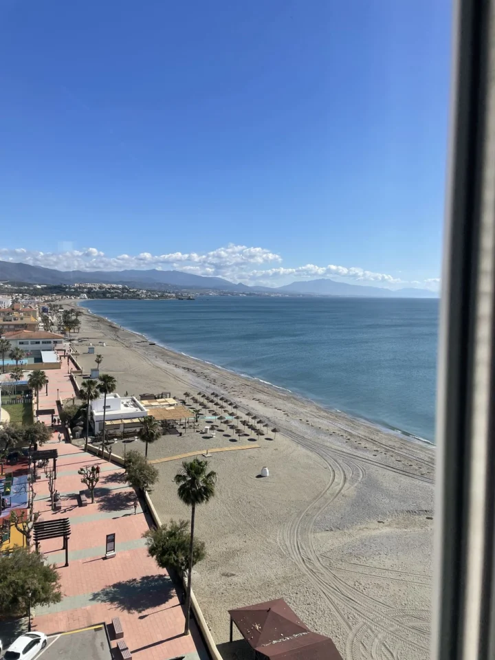 Apartament na ostatnim piętrze Casares Playa