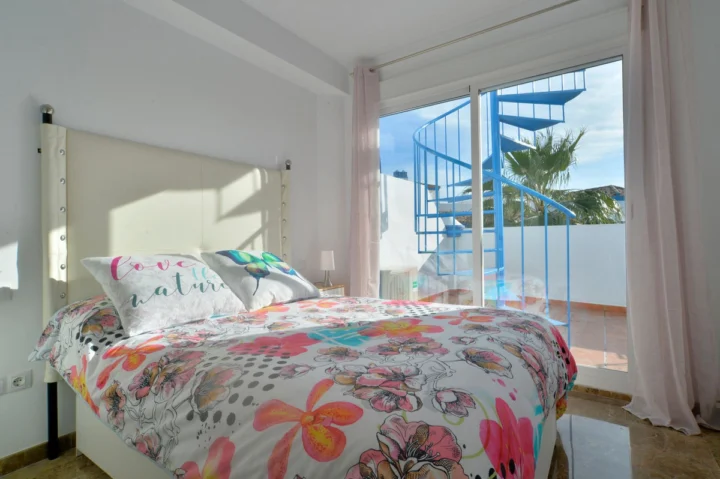 Apartament na ostatnim piętrze Estepona