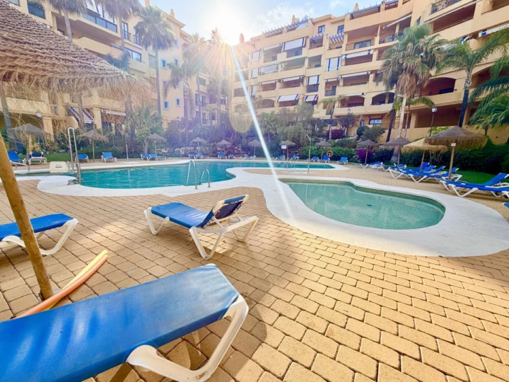 Apartament na środkowym piętrze San Pedro de Alcántara