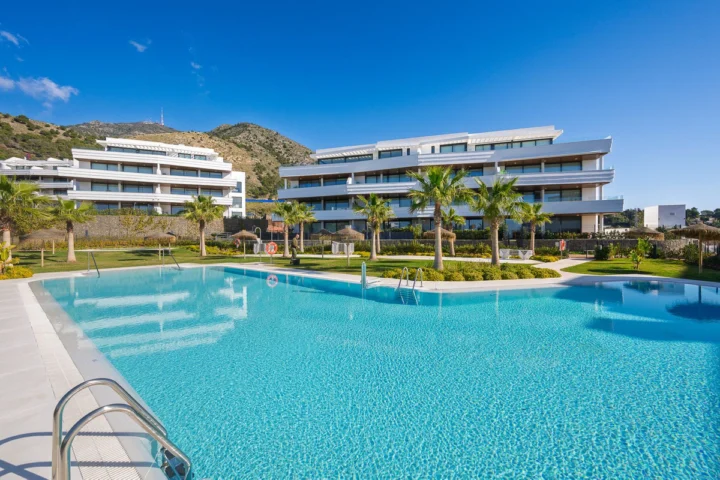 Apartament na środkowym piętrze Fuengirola