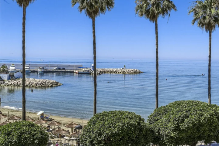 Apartament na środkowym piętrze Marbella