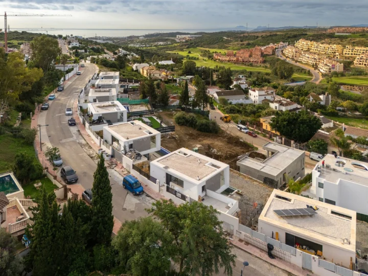 Willa Valle Romano