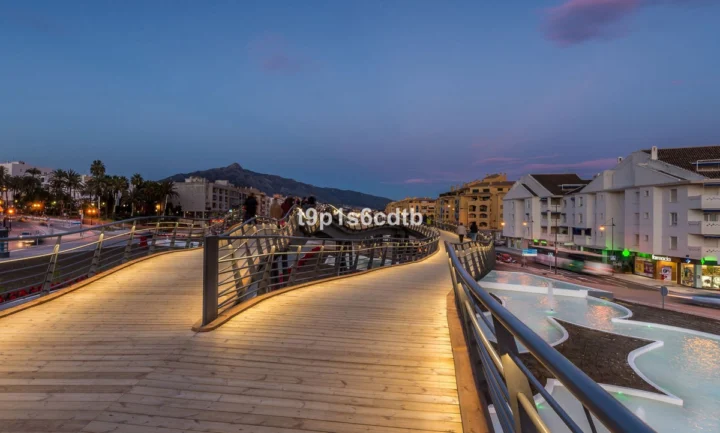 Apartament na środkowym piętrze San Pedro de Alcántara