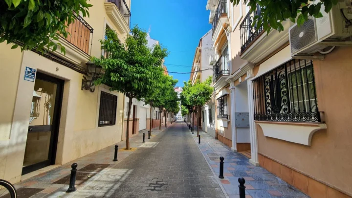 Apartament na środkowym piętrze Fuengirola