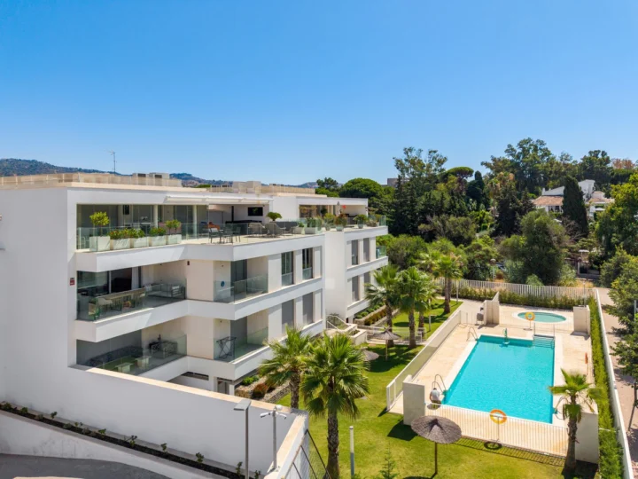 Apartament na środkowym piętrze Elviria