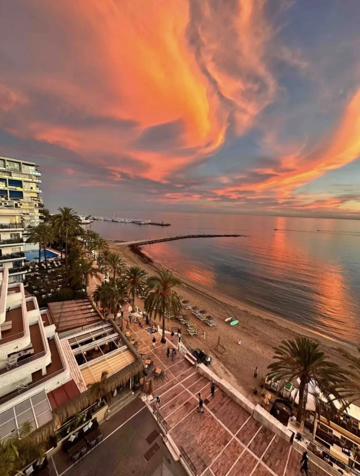 Apartament na środkowym piętrze Marbella