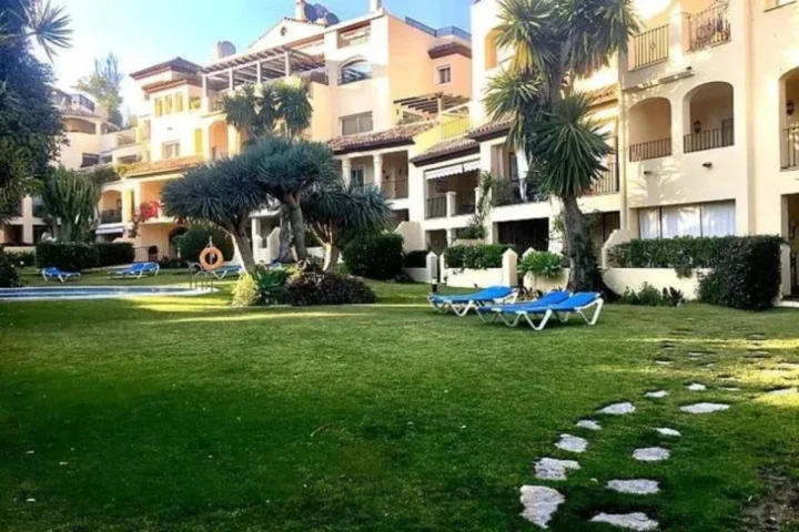 Apartament na parterze Guadalmina Alta