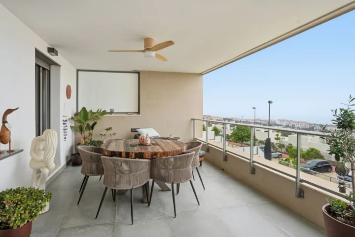 Apartament na środkowym piętrze Benalmadena