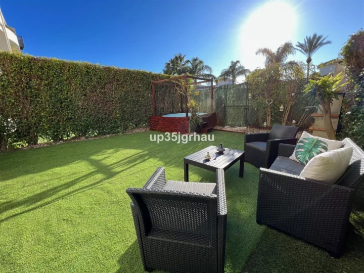 Apartament na parterze Estepona