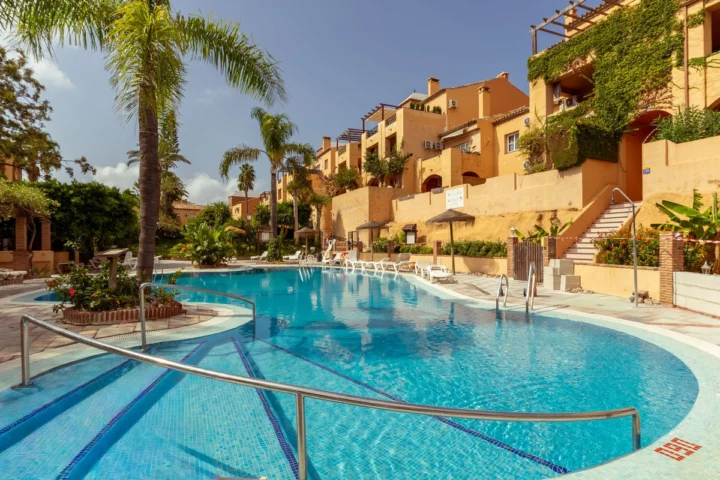 Apartament na środkowym piętrze Mijas Golf