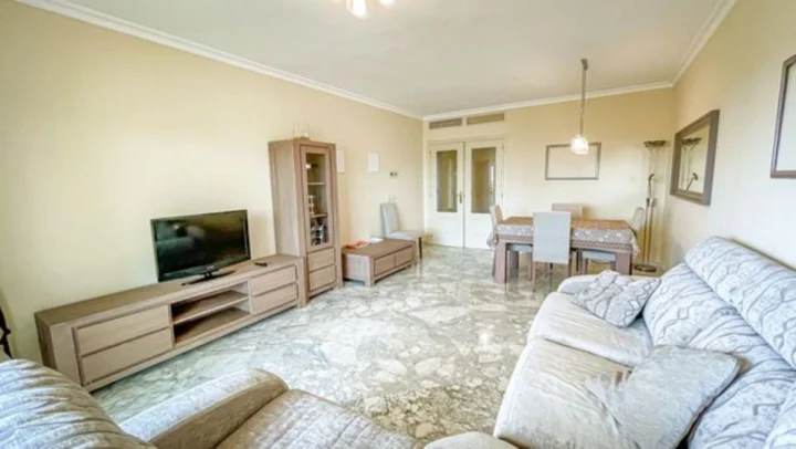 Apartament na środkowym piętrze Mijas Costa