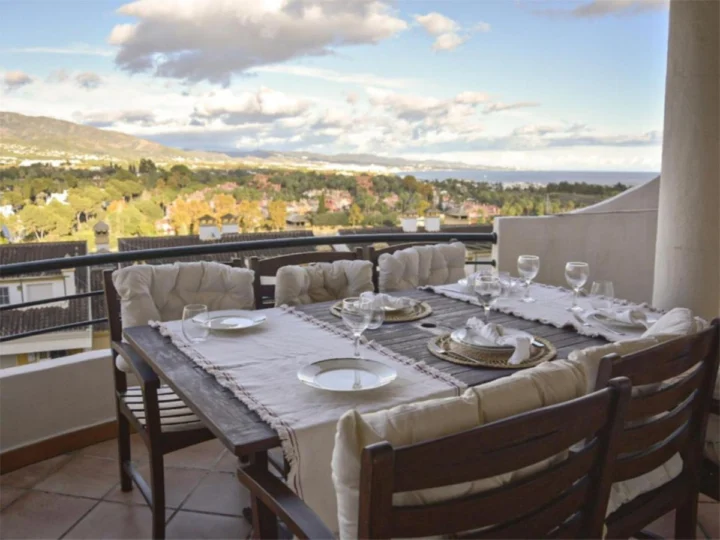 Apartament na środkowym piętrze Marbella