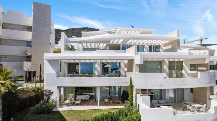 Apartament na środkowym piętrze Marbella