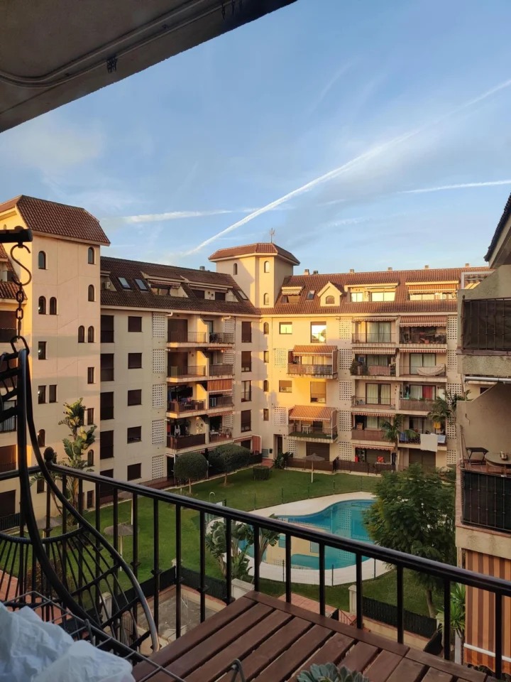 Apartament na środkowym piętrze Manilva