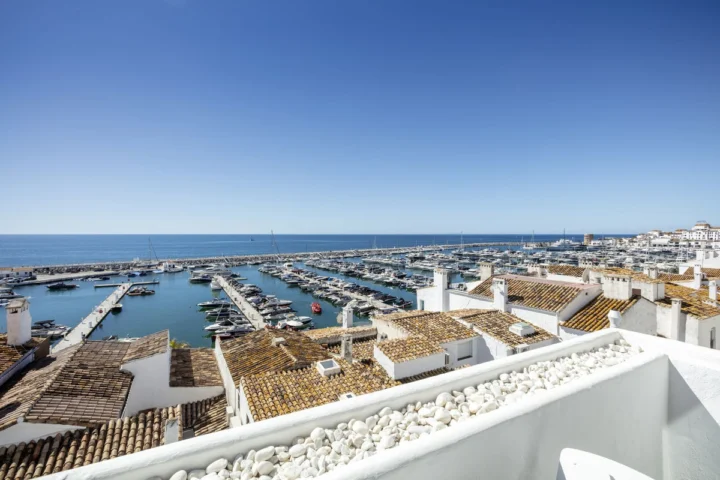 Apartament na ostatnim piętrze Puerto Banús