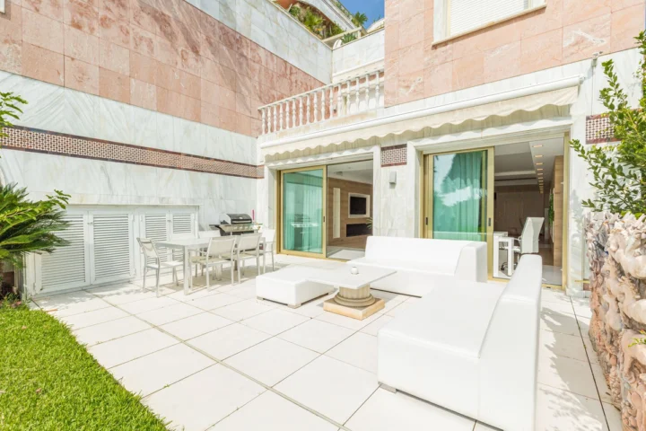 Apartament na parterze Puerto Banús