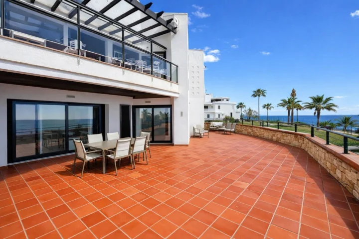 Apartament na parterze Casares Playa